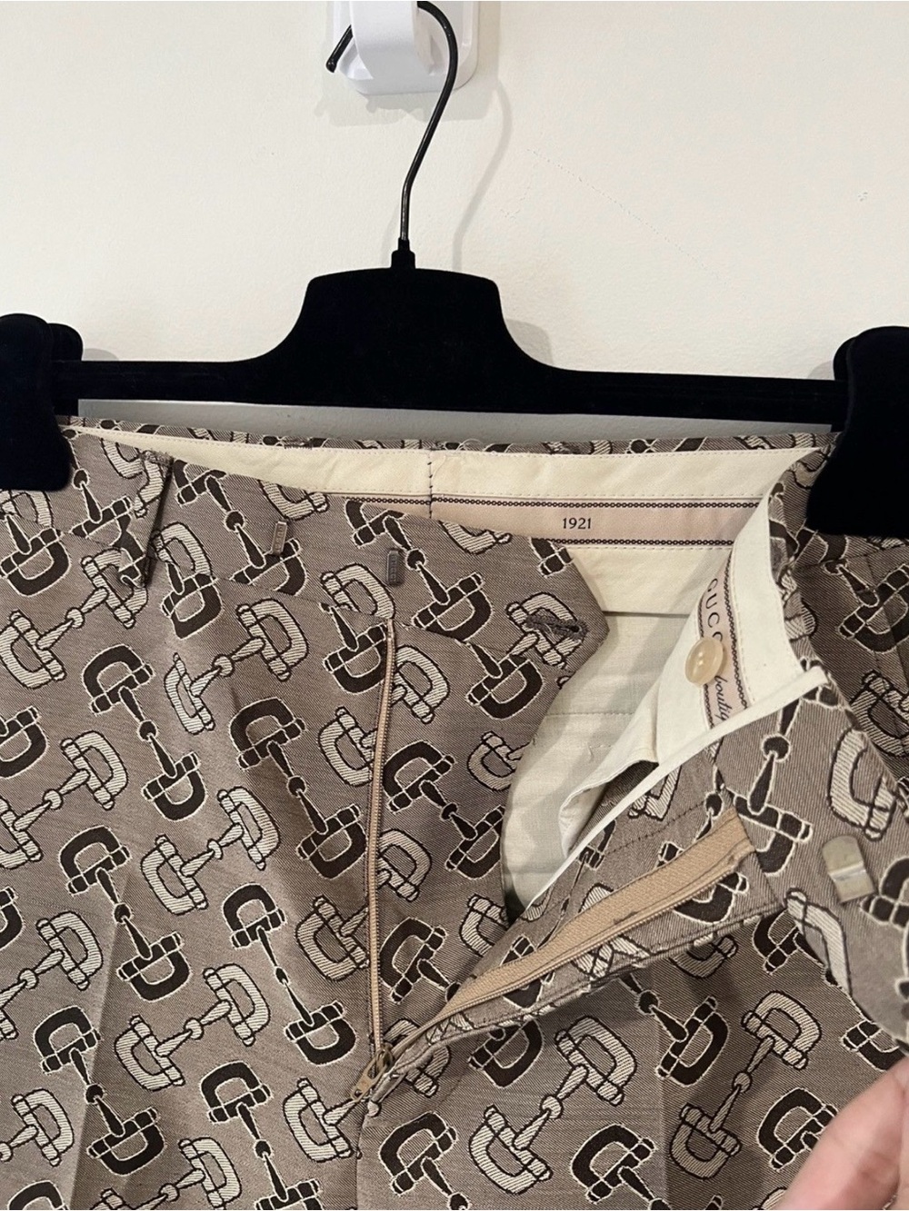 Gucci Taupe Brown Monogram Pattern Men's Dress Pants - Picture 4 of 8